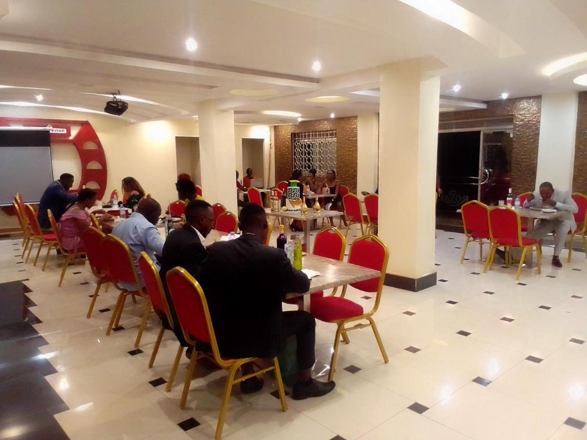 Royal Park Hotel Jinja Luaran gambar