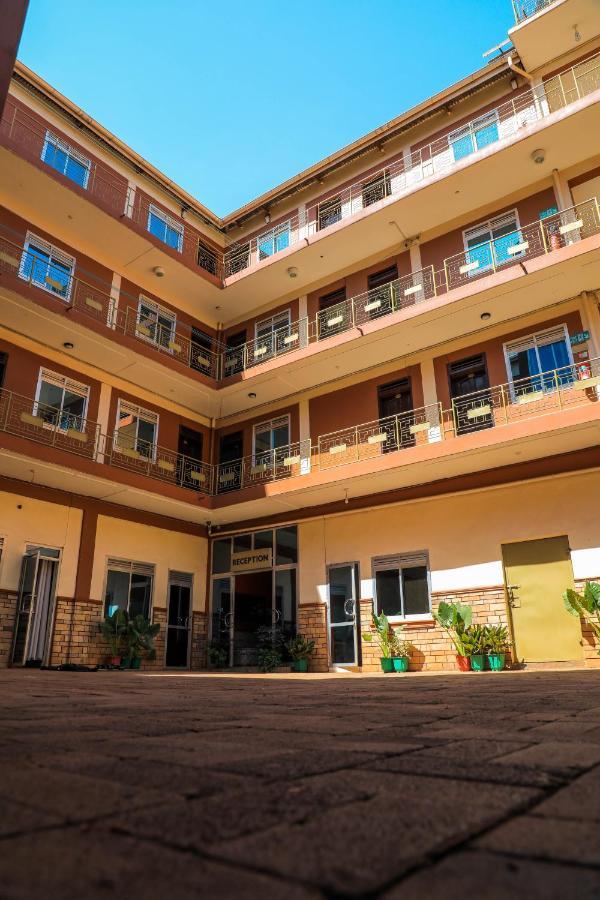 Royal Park Hotel Jinja Luaran gambar