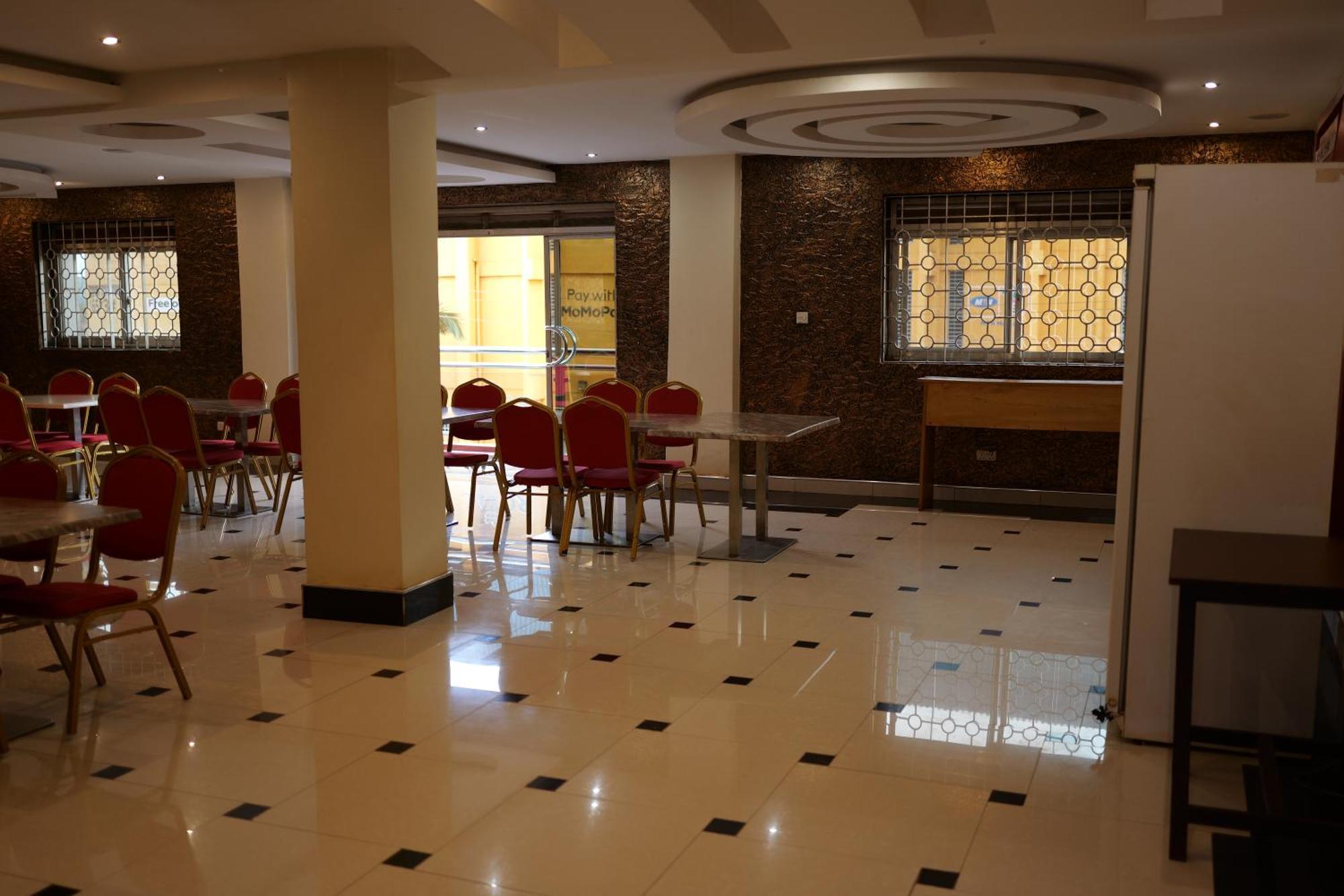 Royal Park Hotel Jinja Luaran gambar